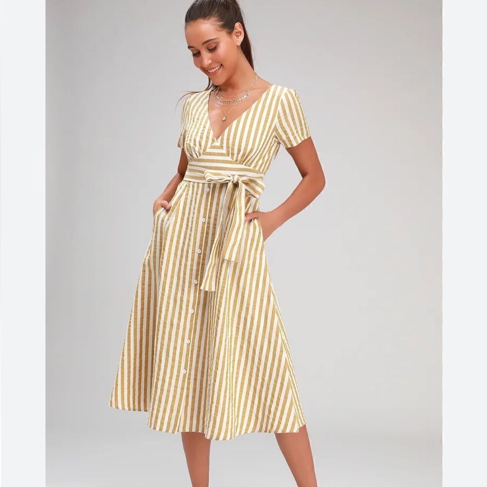 Lulu’s XS Swingdance Mustard Yellow Striped Button Front Midi dress